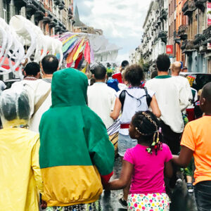 Quetzal danse en dehors de Bruxelles